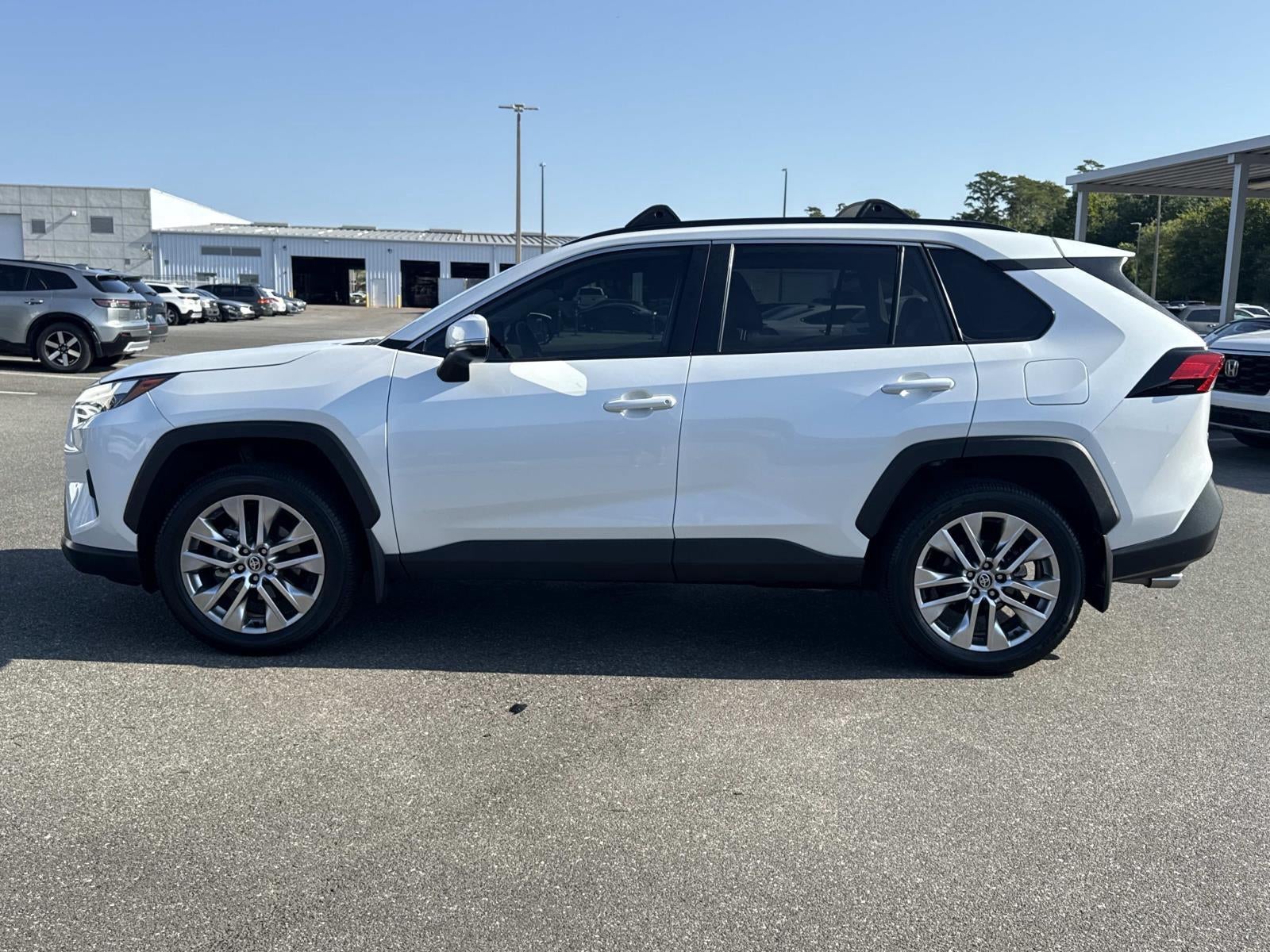 2024 Toyota Rav4 XLE Premium