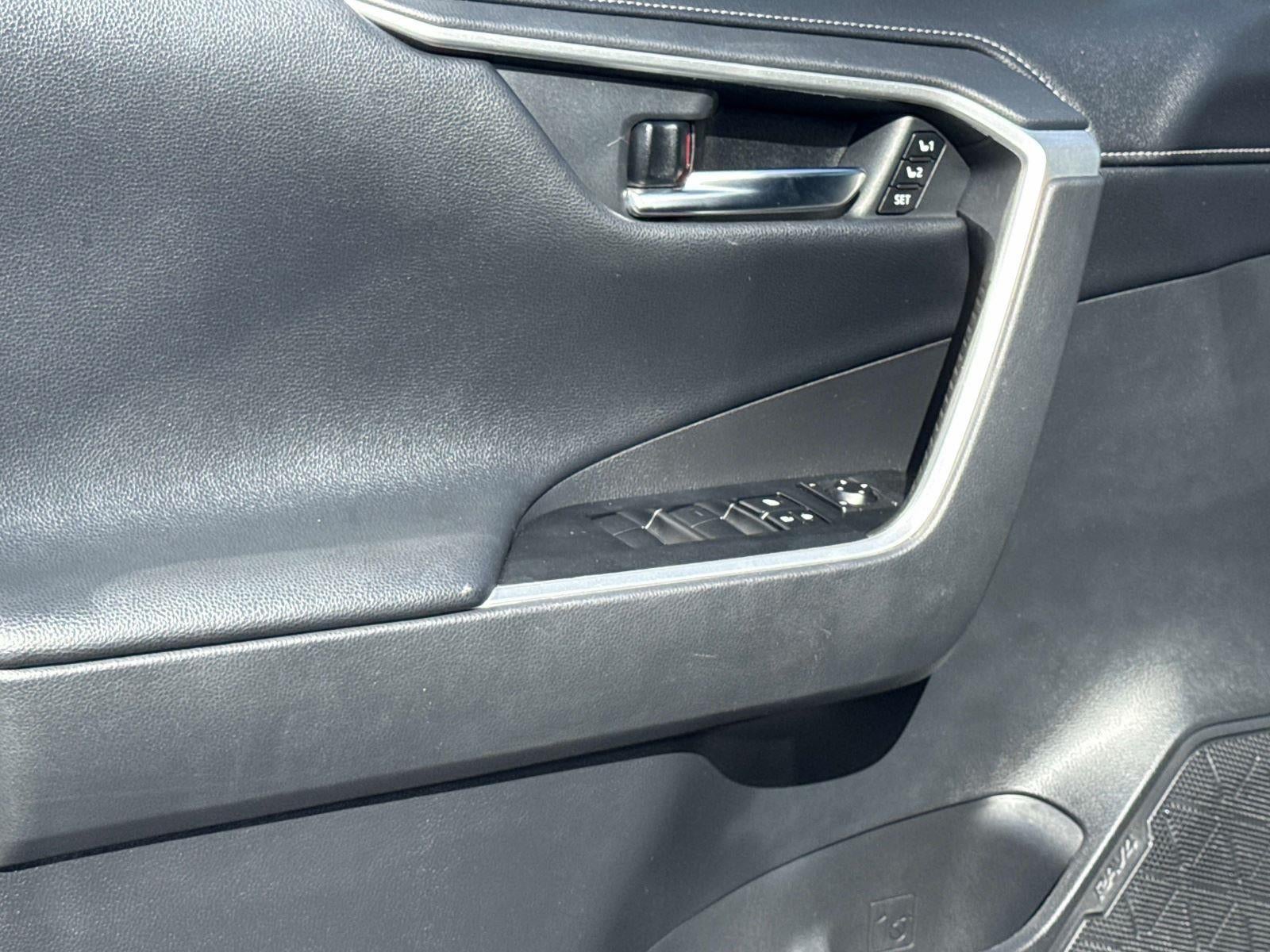 2020 Toyota RAV4 Limited