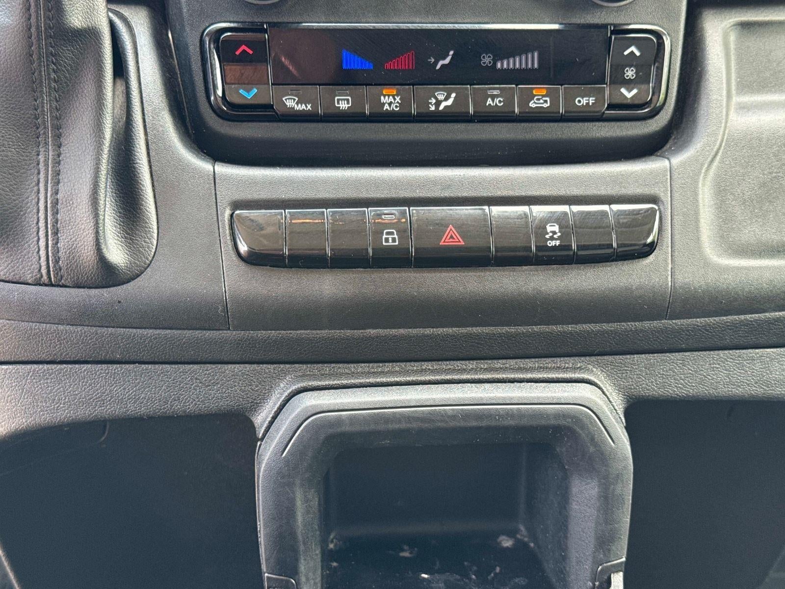 2025 RAM ProMaster Cargo Van Tradesman