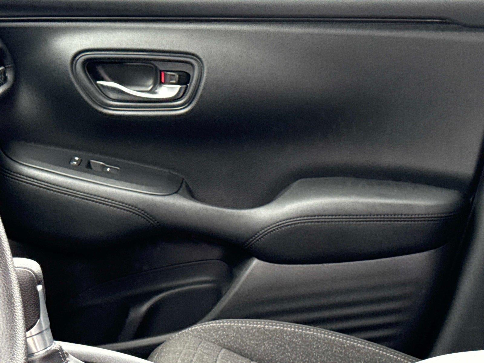 2023 Honda HR-V LX LX