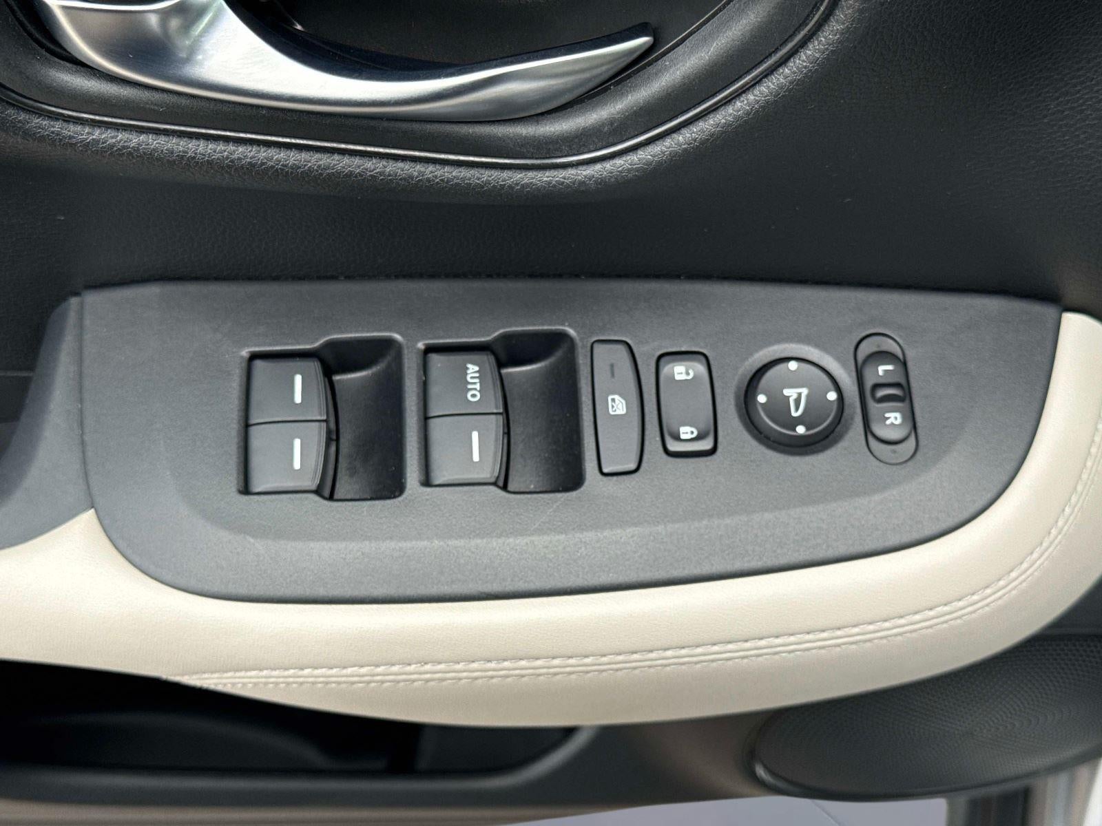 2023 Honda HR-V LX LX