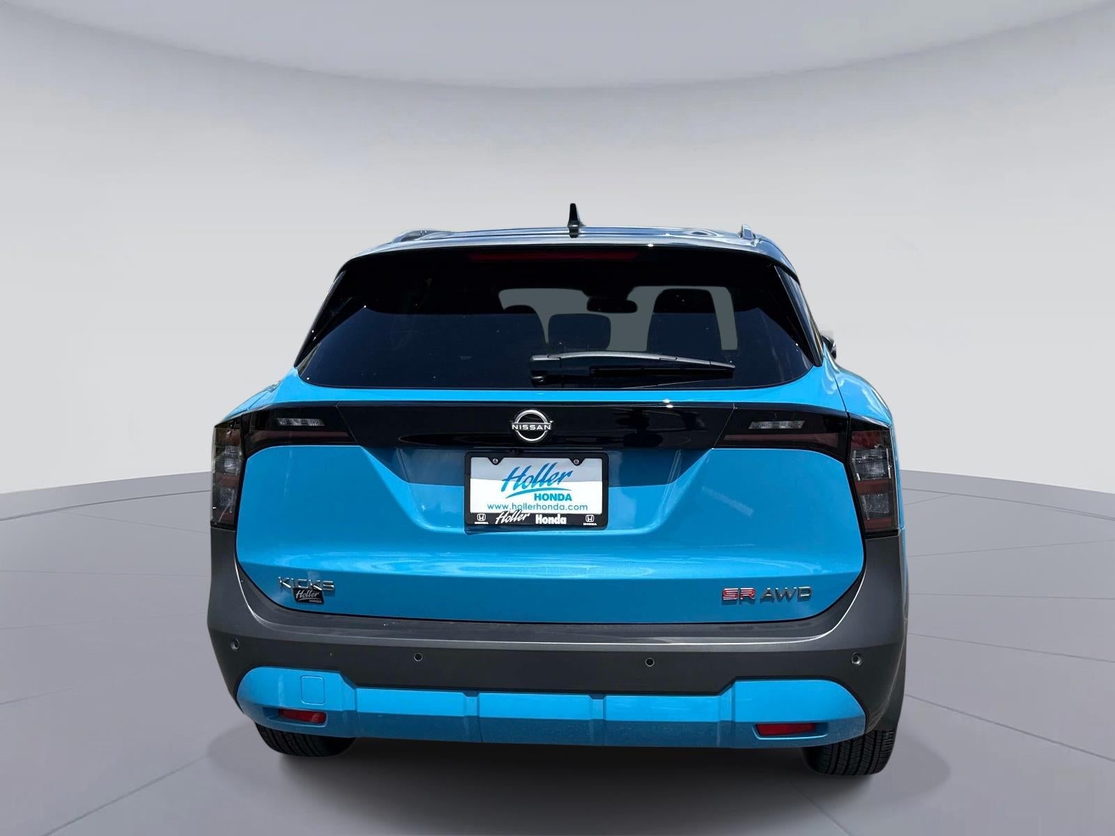 2025 Nissan Kicks SR