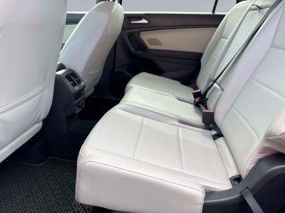 2021 Volkswagen Tiguan SE R-Line Black