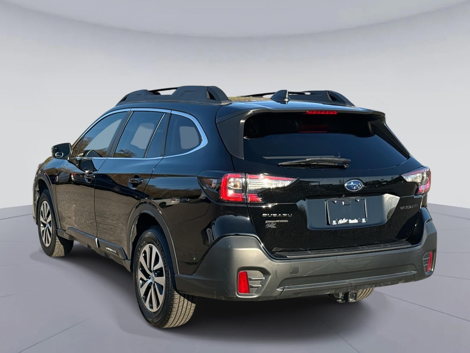 2022 Subaru OUTBACK Premium