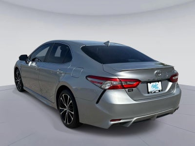 2019 Toyota Camry SE