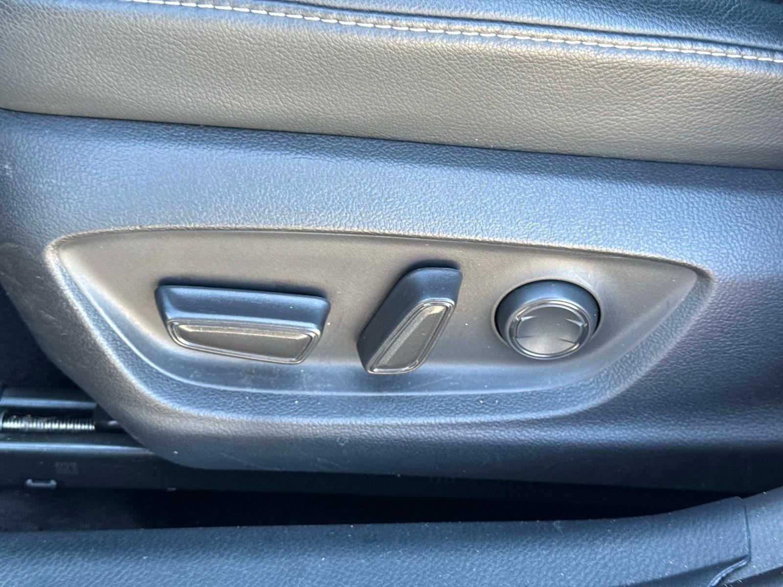 2020 Toyota CAMRY XSE XSE