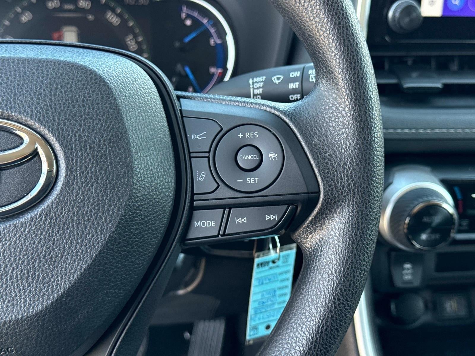 2023 Toyota RAV4 Hybrid LE