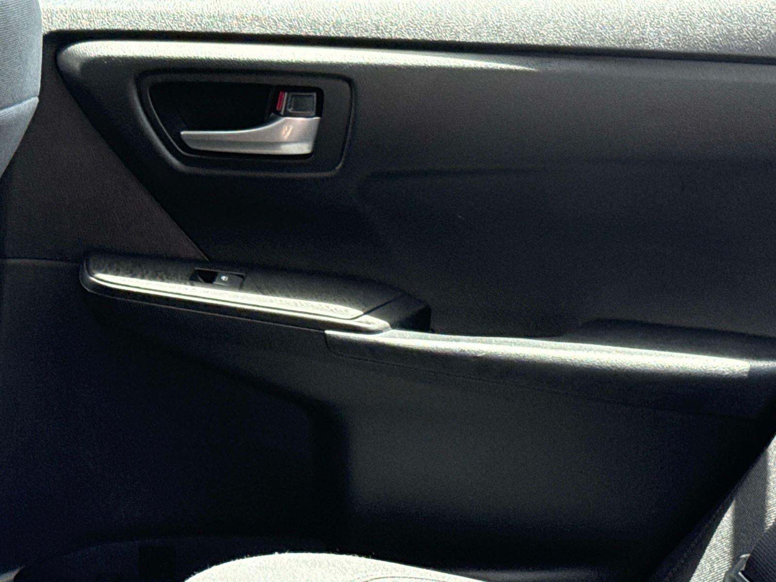 2016 Toyota CAMRY Base