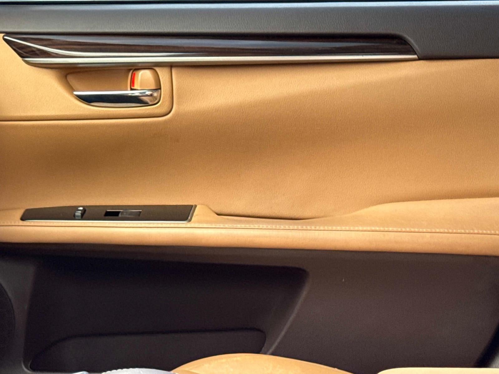 2016 Lexus ES 350 4dr Sdn