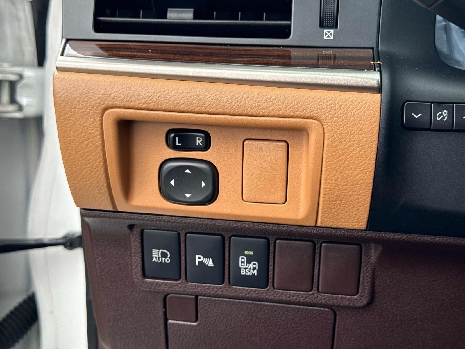 2016 Lexus ES 350 4dr Sdn