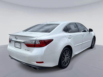 2016 Lexus ES 350 4dr Sdn