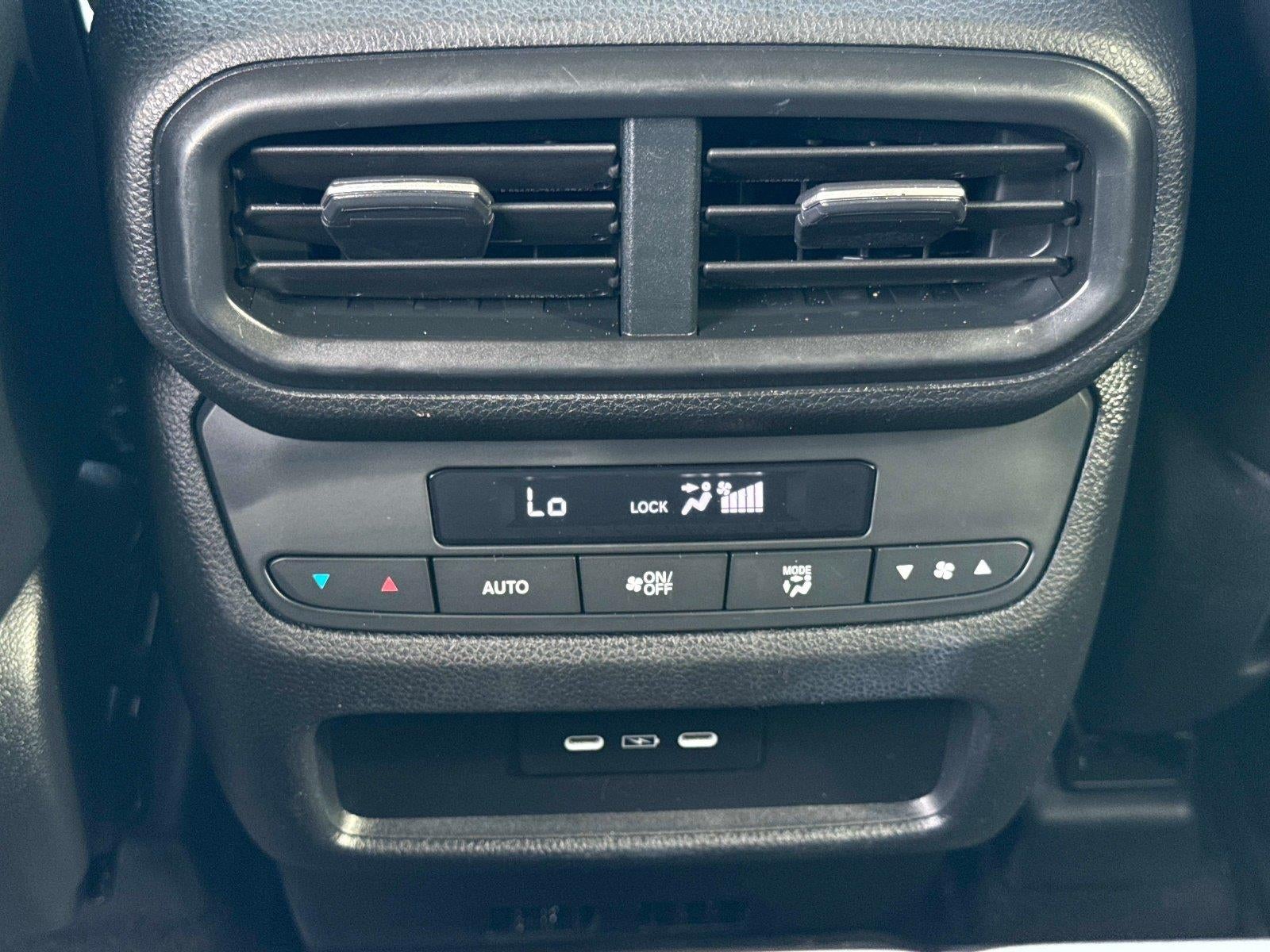 2024 Honda Pilot Touring