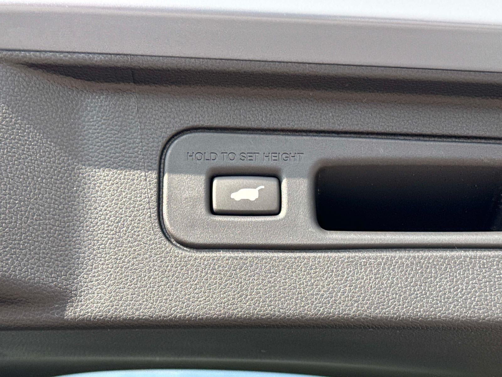2026 Honda Pilot Touring Blackout