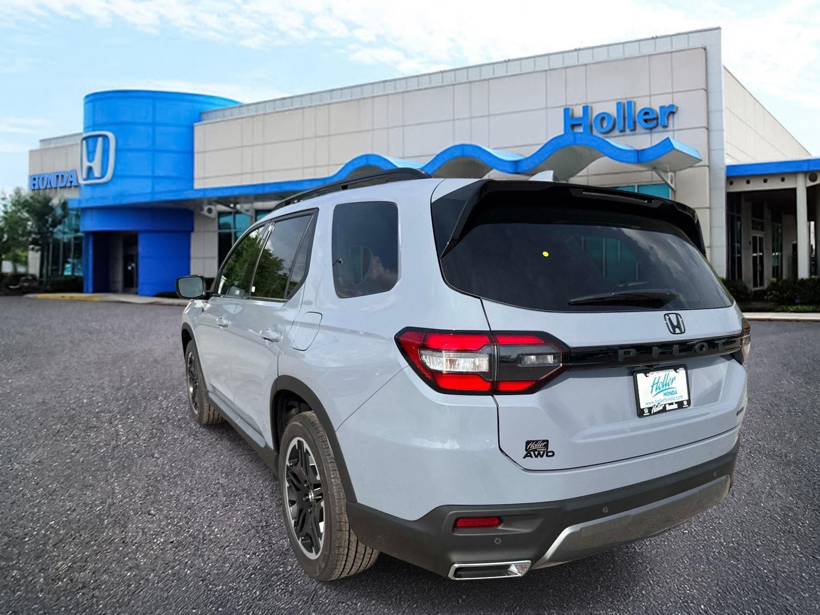 2026 Honda Pilot Touring Blackout