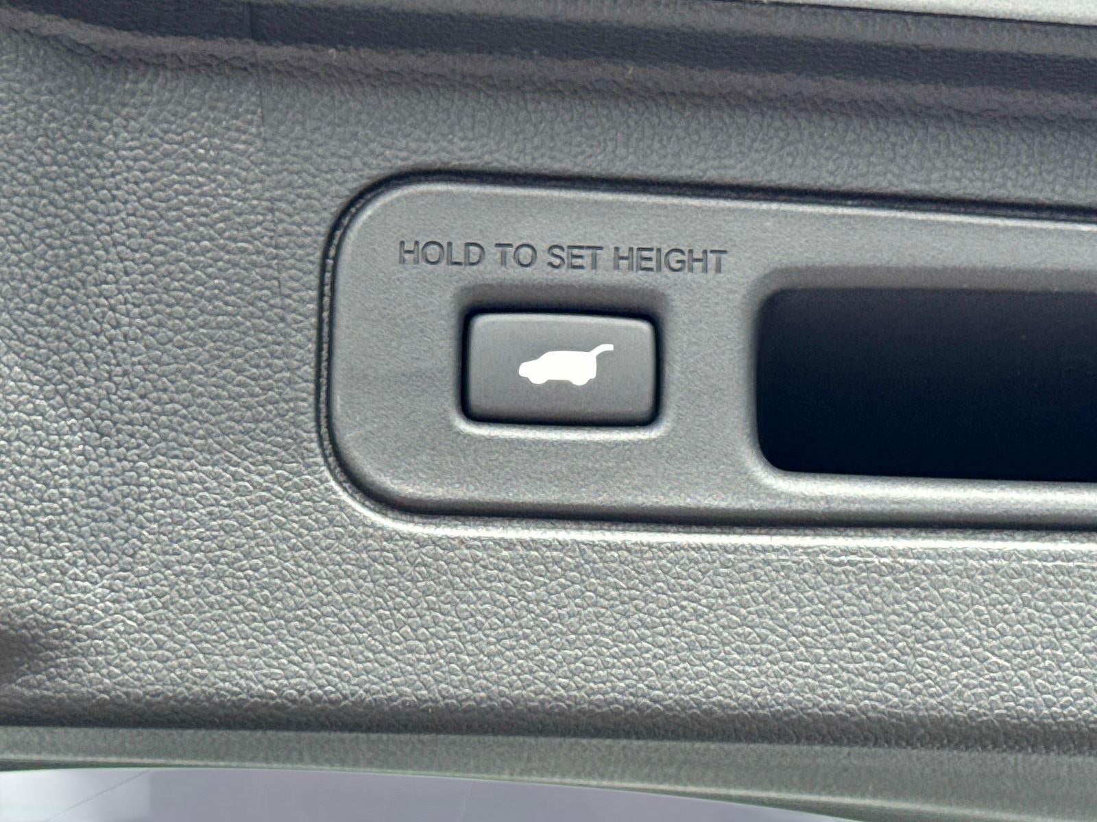 2026 Honda Pilot Touring Blackout