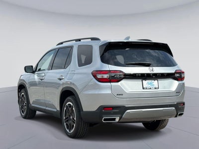 2026 Honda Pilot Touring Blackout