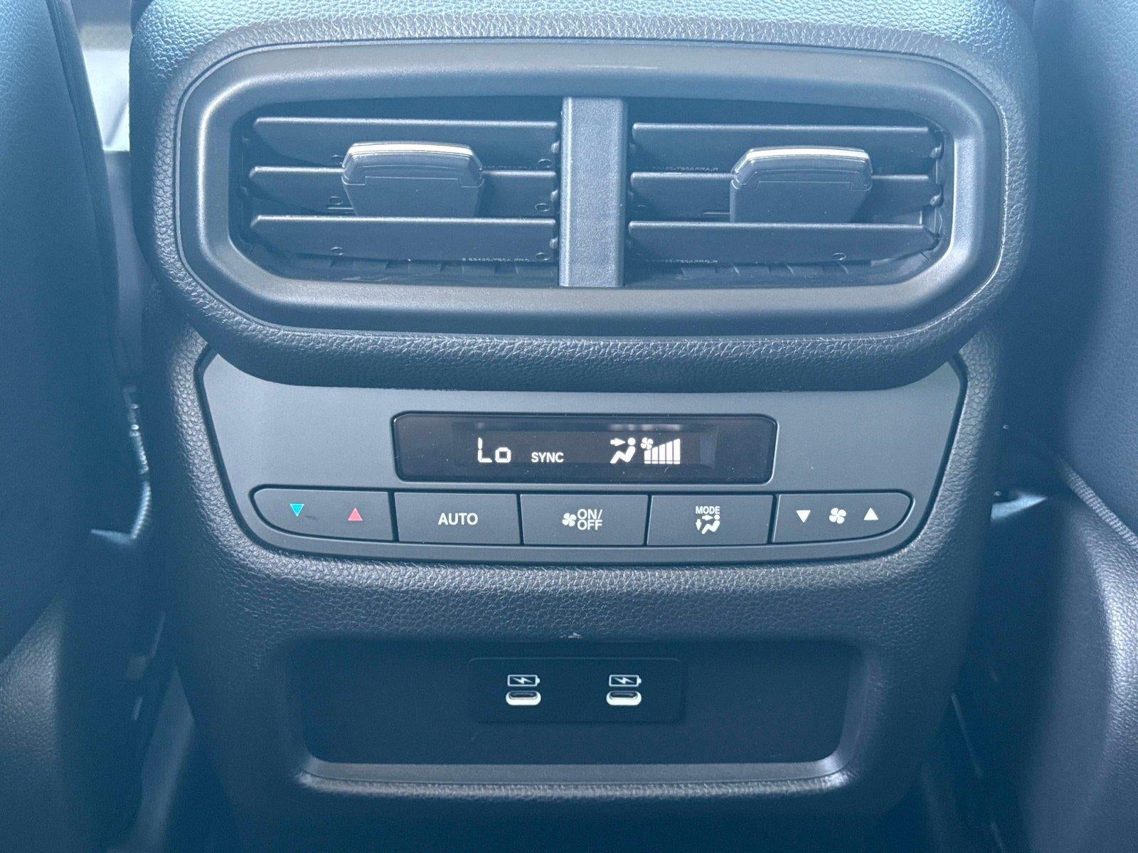2026 Honda Pilot Touring Blackout