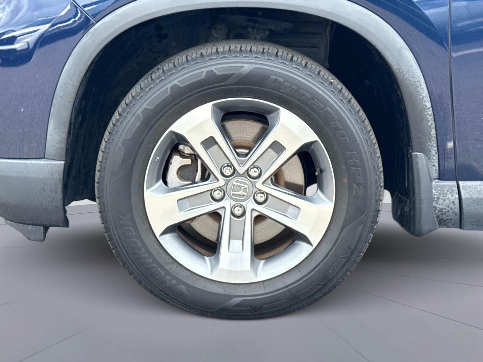 2023 Honda Pilot EX-L w/Rear Captain's Chairs