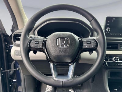 2023 Honda Pilot EX-L w/Rear Captain's Chairs