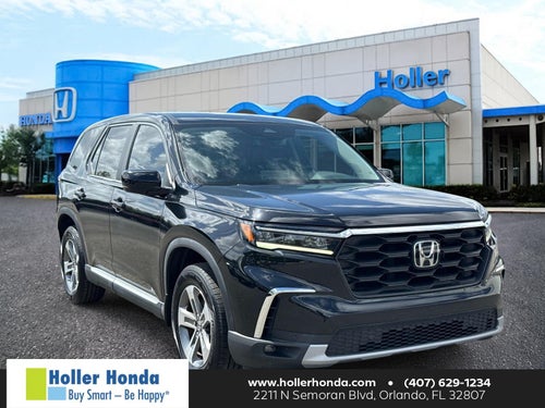 2023 Honda Pilot EX-L w/Rear Captain's Chairs