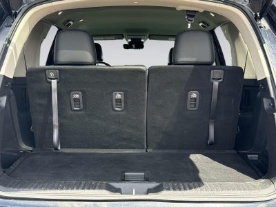 2023 Honda Pilot EX-L w/Rear Captain's Chairs