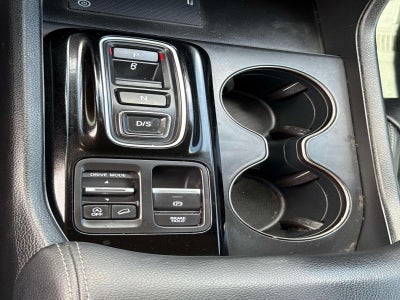 2023 Honda Pilot EX-L w/Rear Captain's Chairs