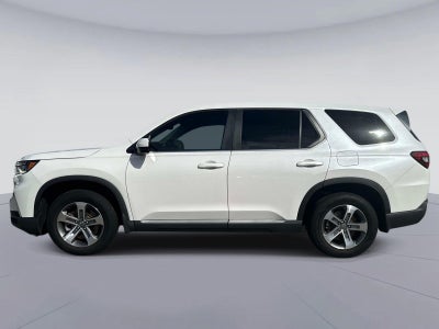 2024 Honda Pilot EX-L w/Rear Captain's Chairs
