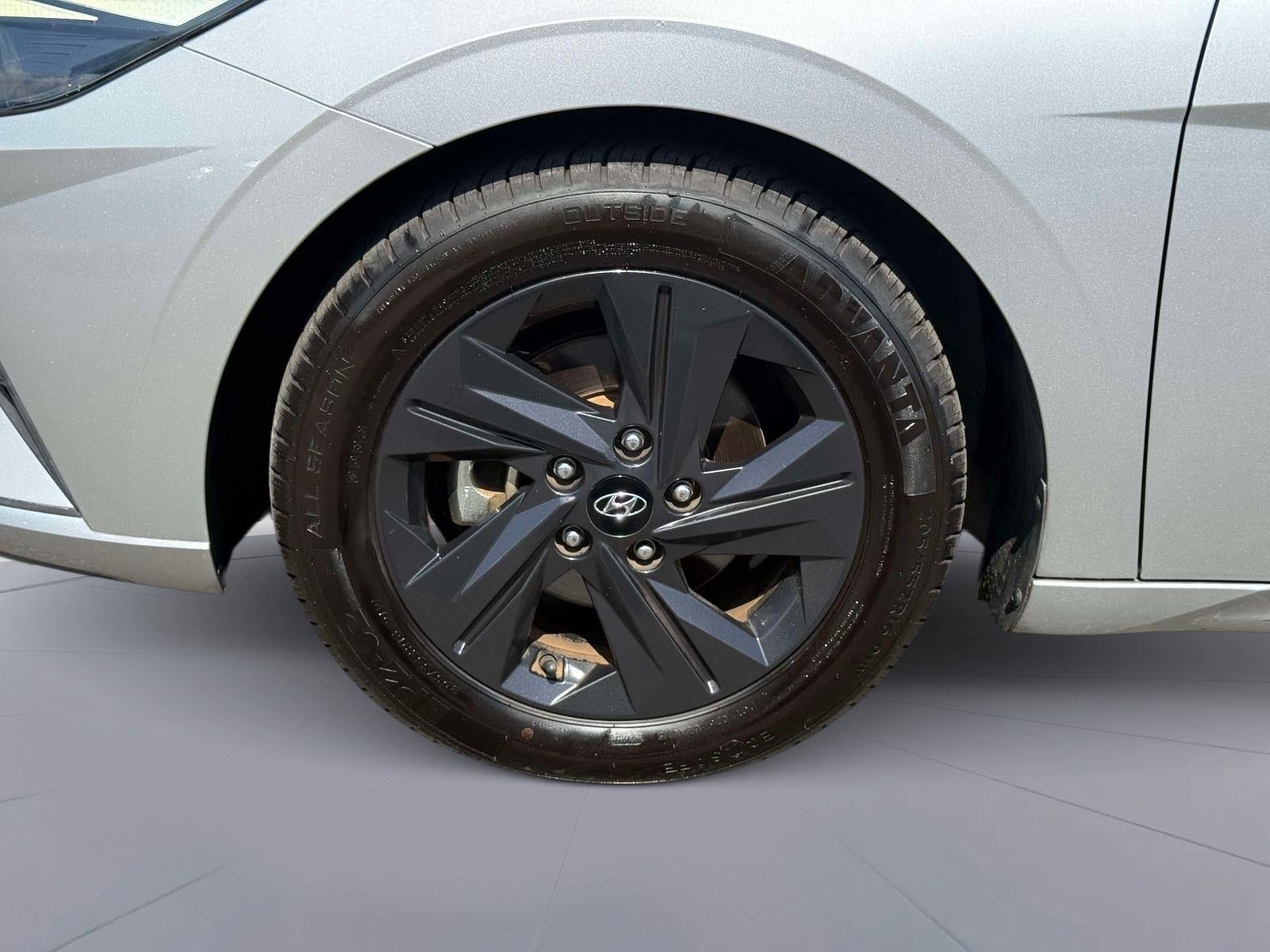 2021 Hyundai ELANTRA SEL SEL