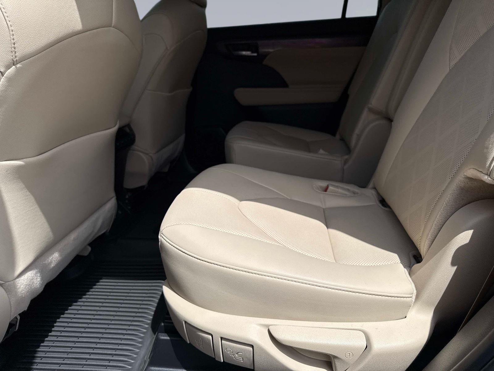 2024 Toyota Highlander Platinum
