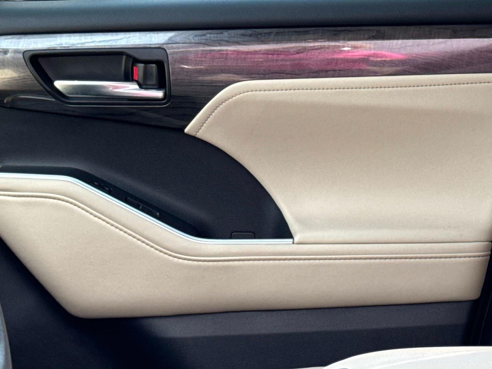 2024 Toyota Highlander Platinum