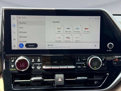 2024 Toyota Highlander Platinum