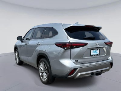 2024 Toyota Highlander Platinum