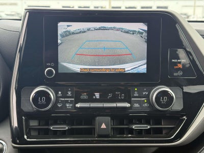 2023 Toyota Highlander LE