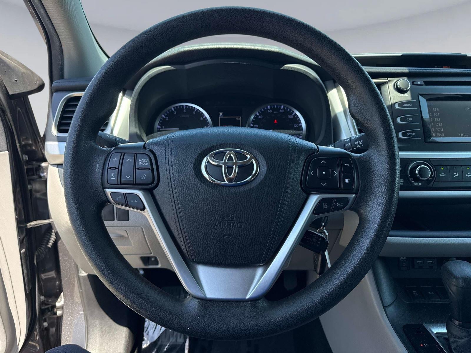 2019 Toyota Highlander LE