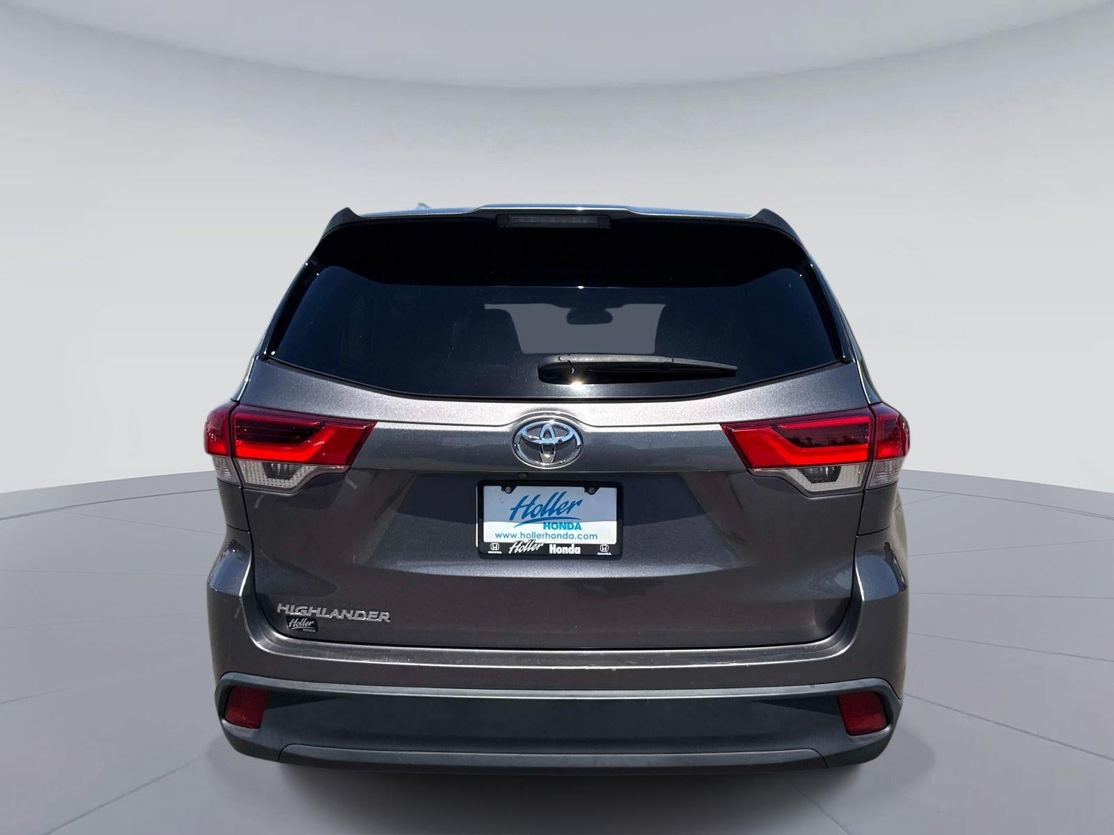 2019 Toyota Highlander LE