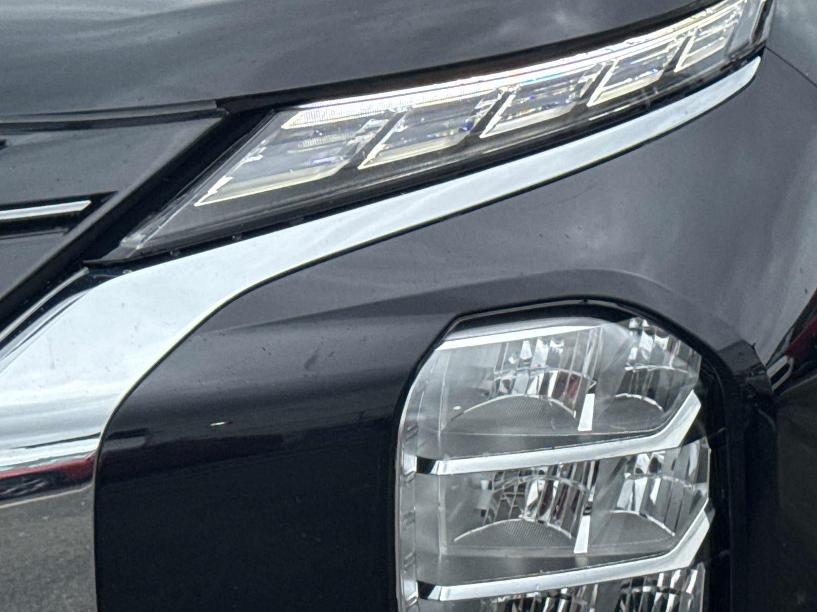 2024 Mitsubishi Outlander ES