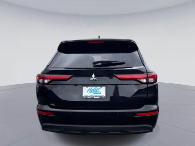 2024 Mitsubishi Outlander ES