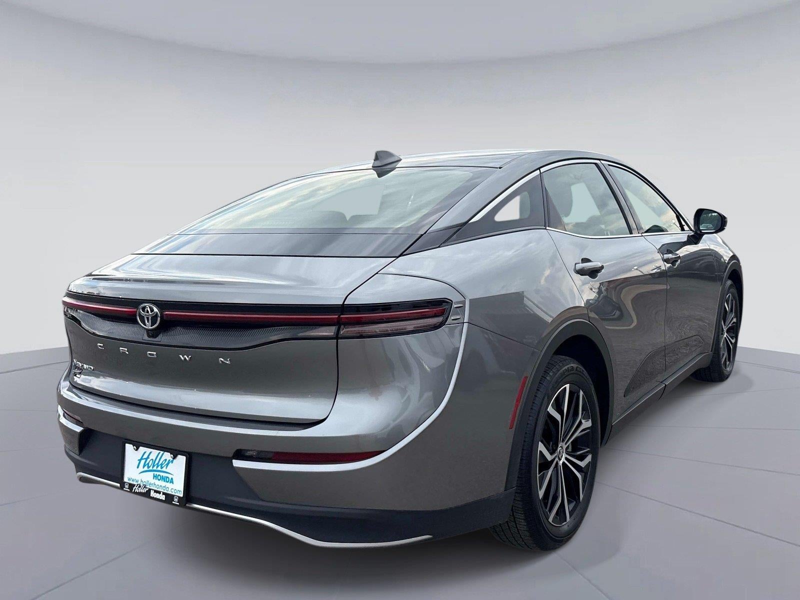 2024 Toyota Crown XLE