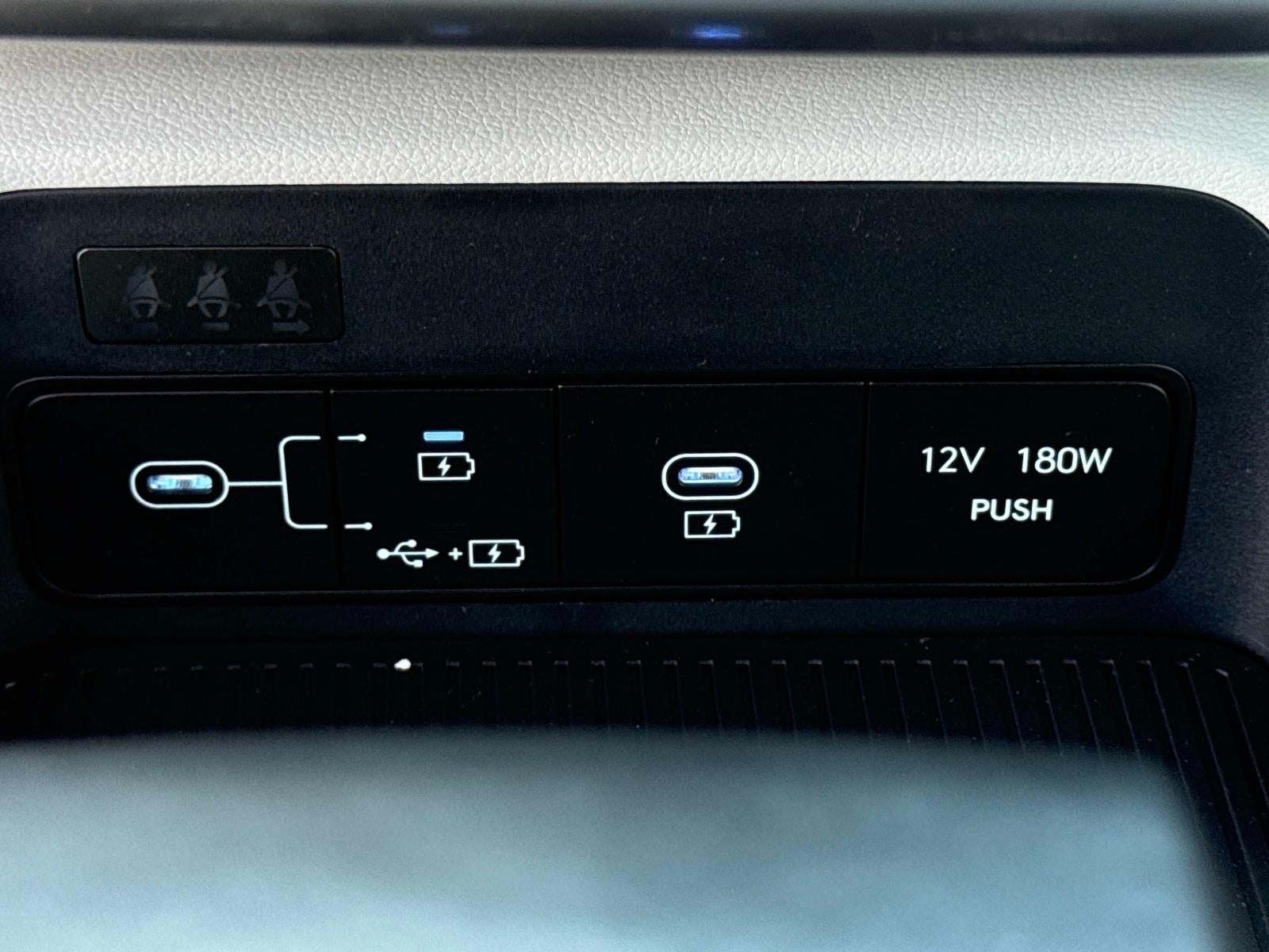 2025 Hyundai KONA SEL SEL