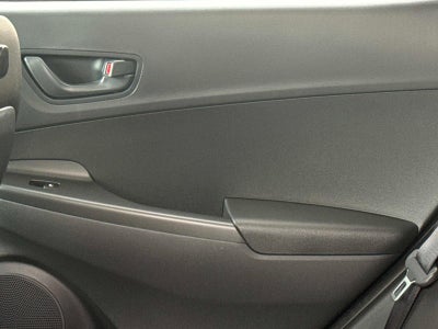 2023 Hyundai KONA SEL SEL