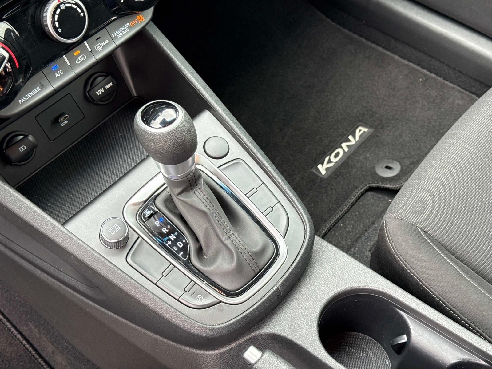 2023 Hyundai KONA SEL SEL