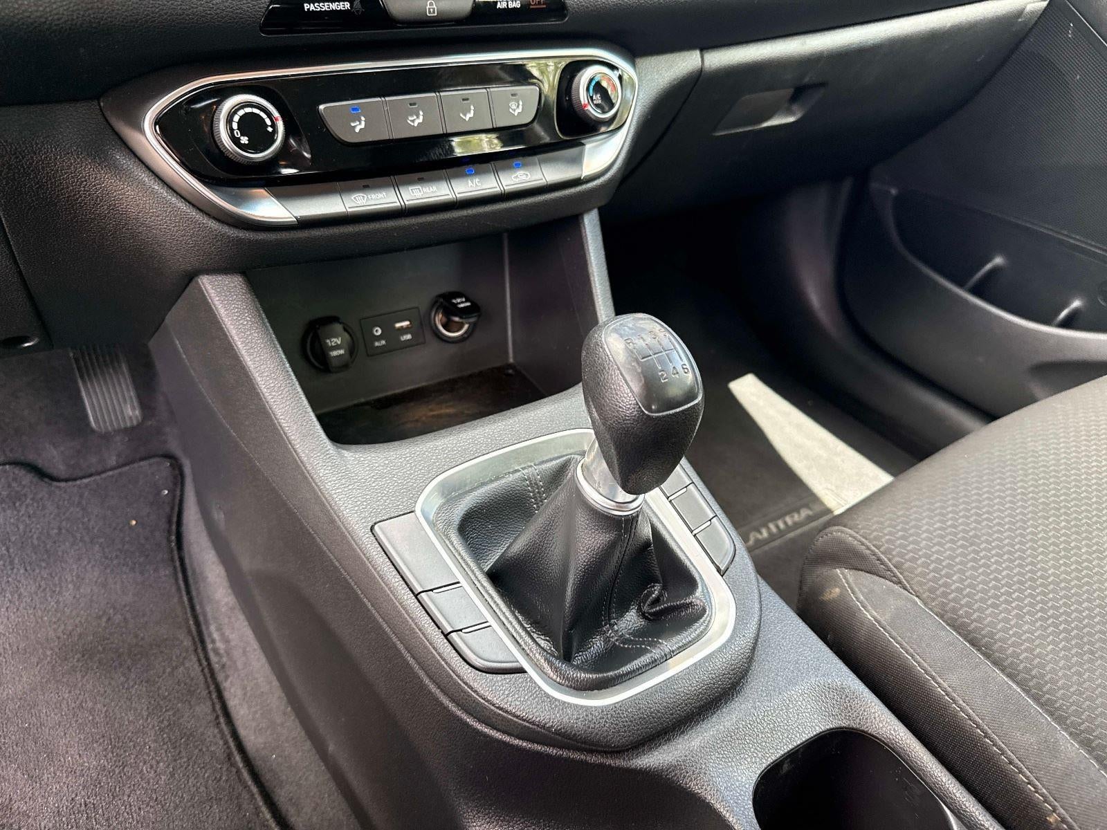 2018 Hyundai Elantra GT Manual