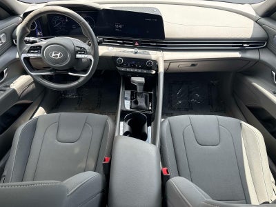 2024 Hyundai ELANTRA SEL SEL