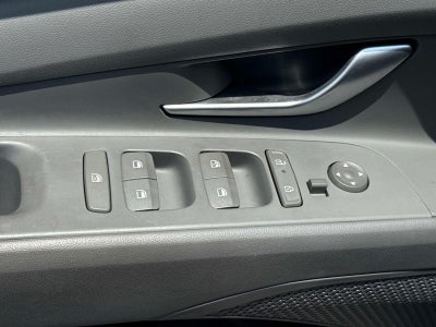 2024 Hyundai ELANTRA SEL SEL