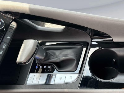 2024 Hyundai ELANTRA SEL SEL