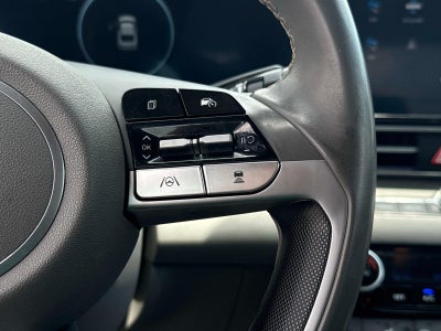 2024 Hyundai ELANTRA SEL SEL