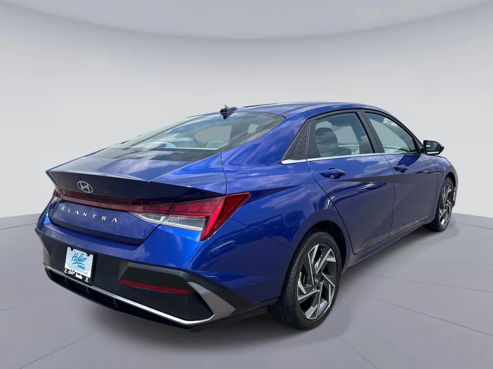 2024 Hyundai ELANTRA SEL SEL