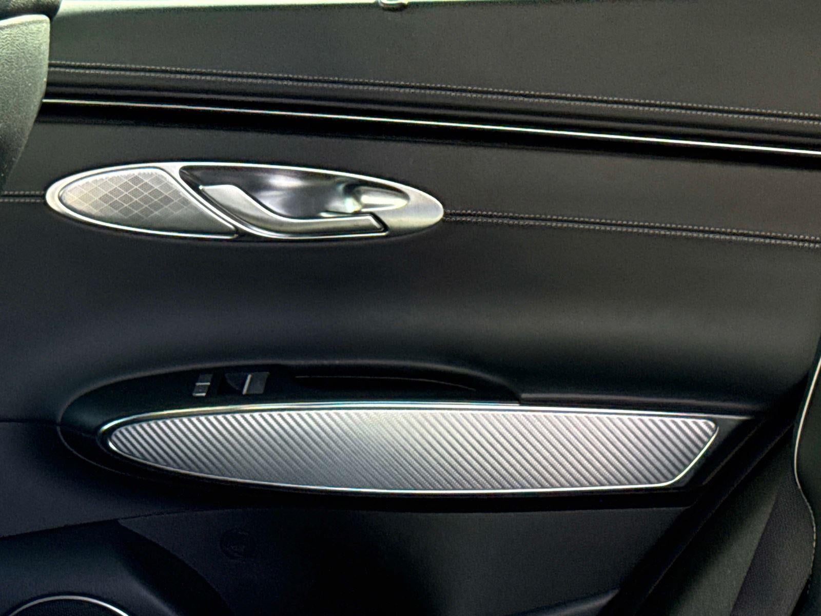 2022 Genesis GV70 2.5T