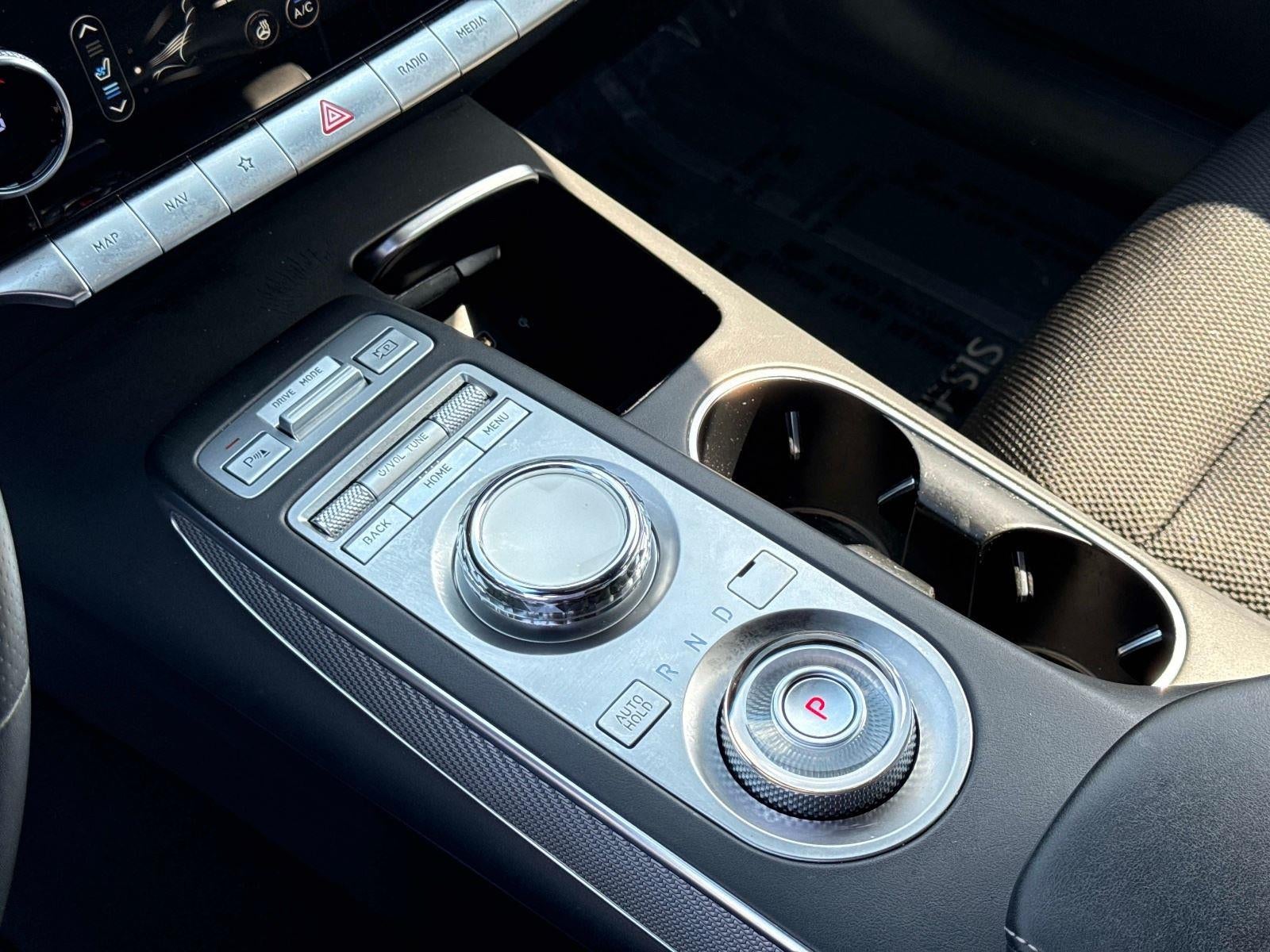2022 Genesis GV70 2.5T