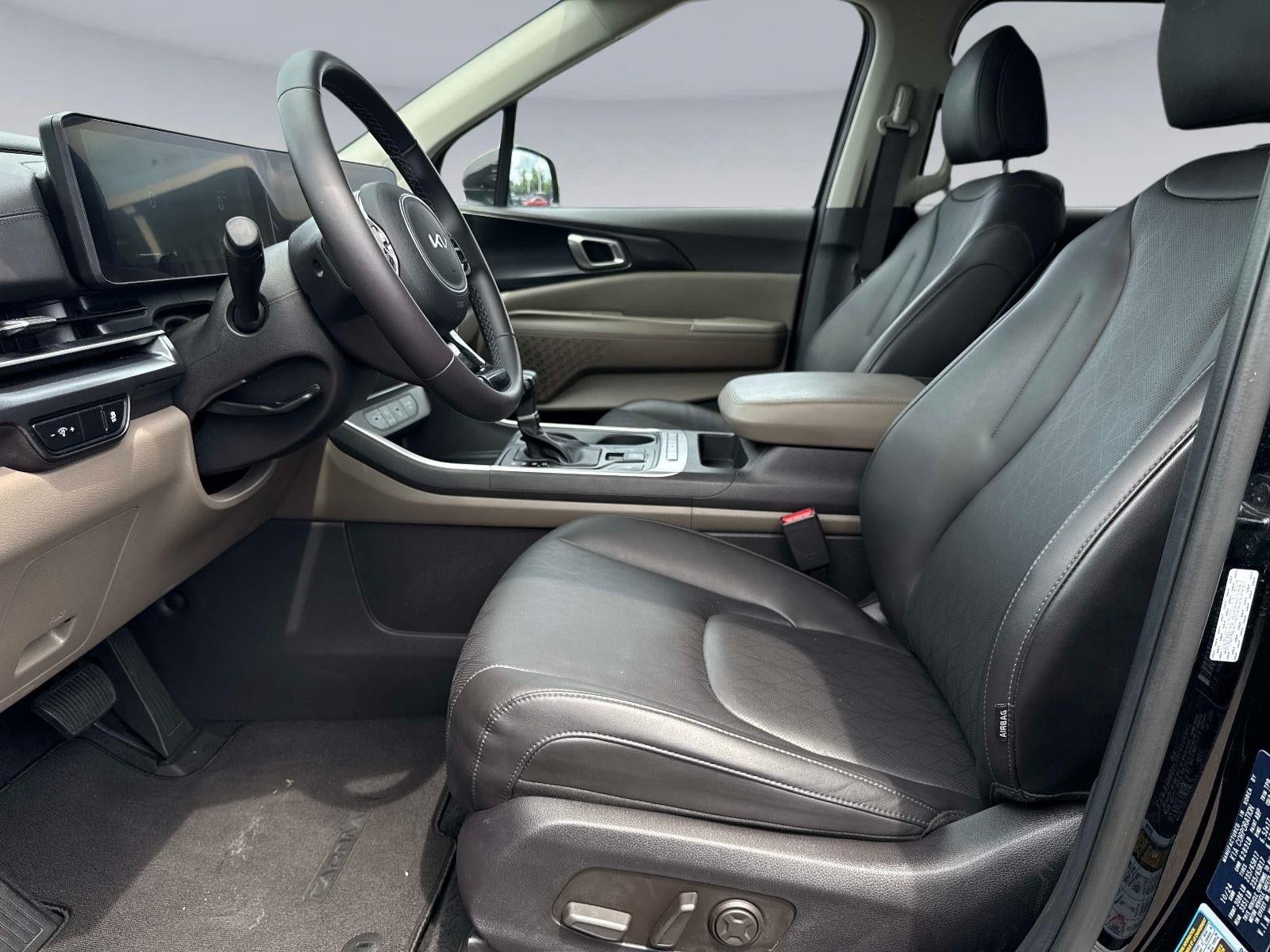 2025 Kia Carnival LXS